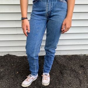 Vintage Levi mom jeans